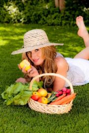 Moosentferner gegen Moos im Rasen