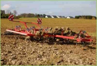 Den Boden mit dem Gruber bearbeiten